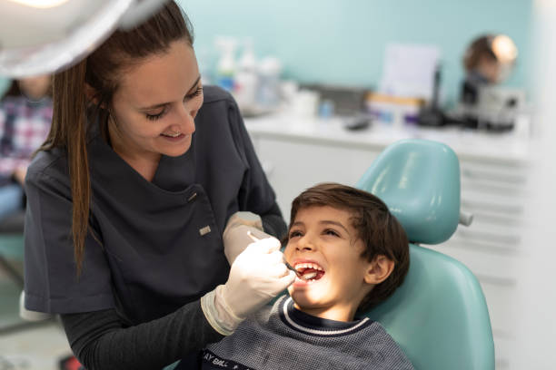 Best Emergency Dental Extractions in Fredericksburg, IA